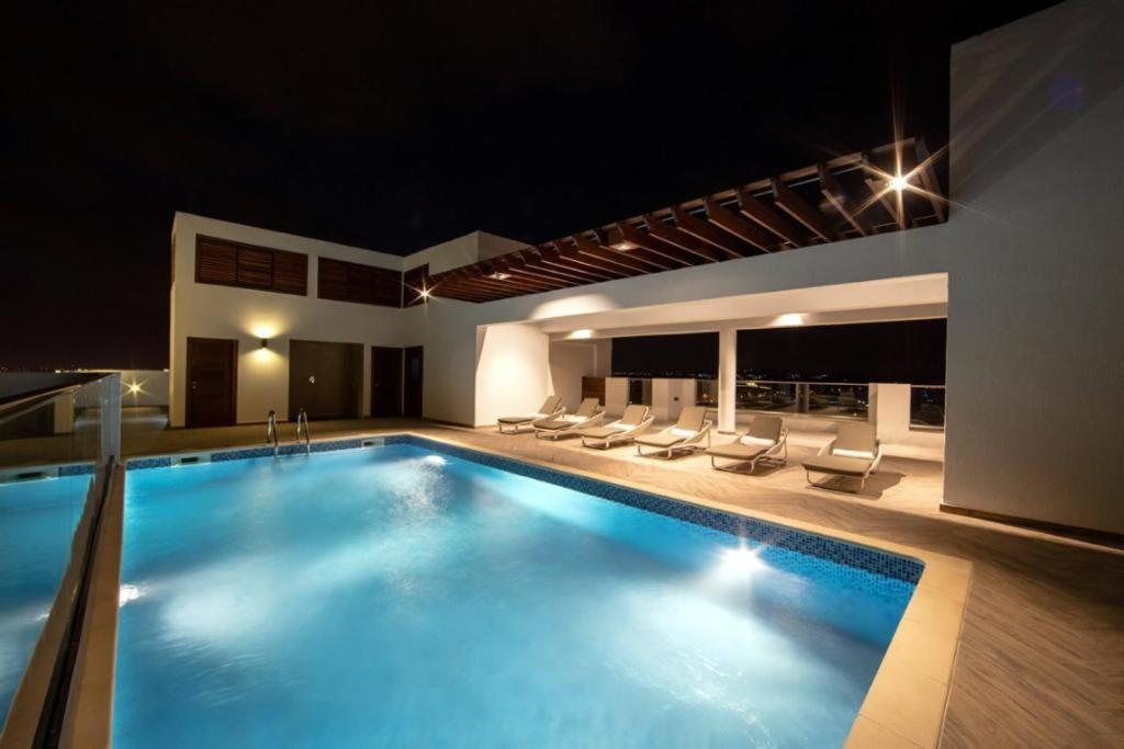 The Gallery Luxury Suites Cpg East Legon Ngoại thất bức ảnh