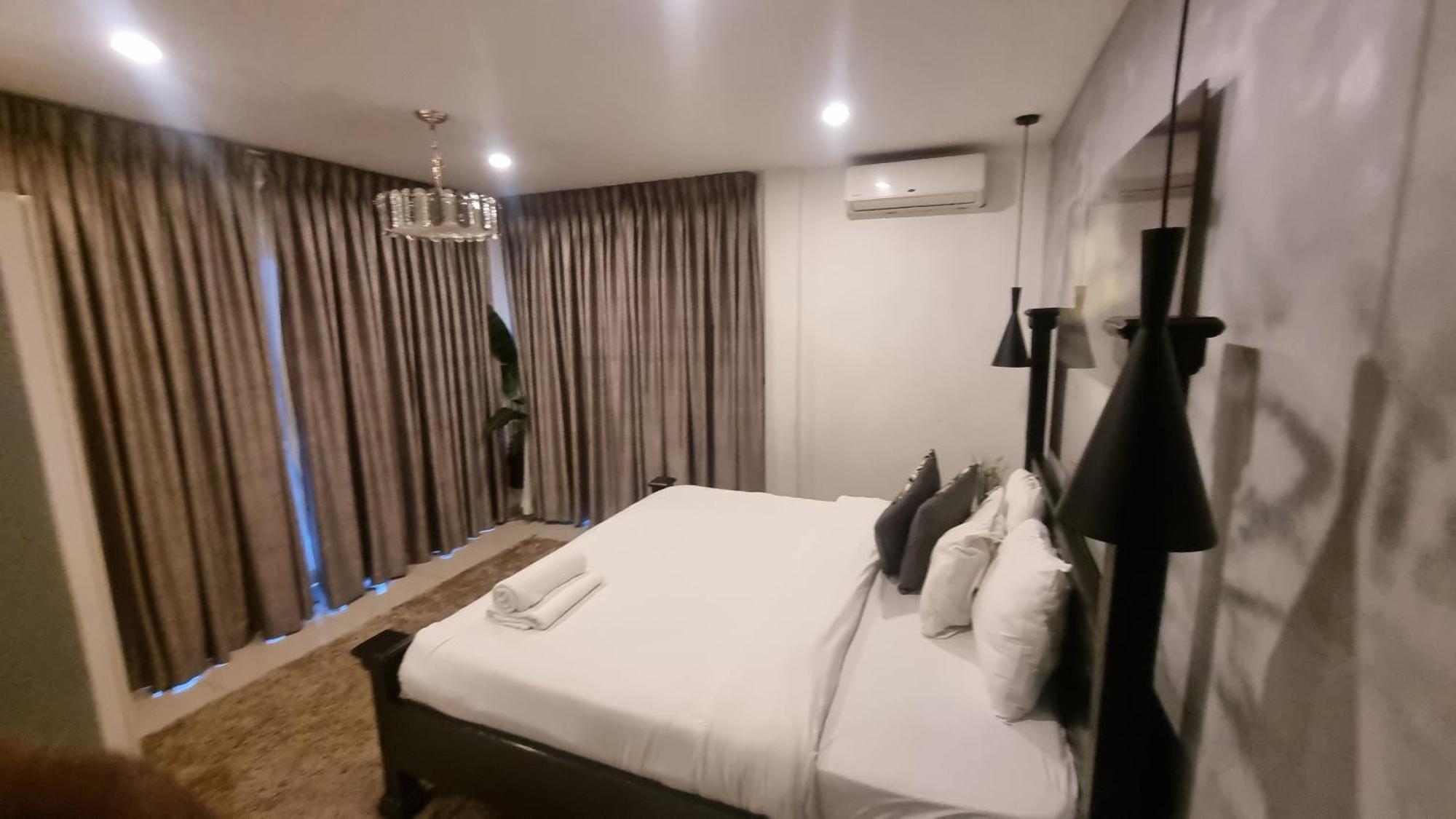The Gallery Luxury Suites Cpg East Legon Ngoại thất bức ảnh