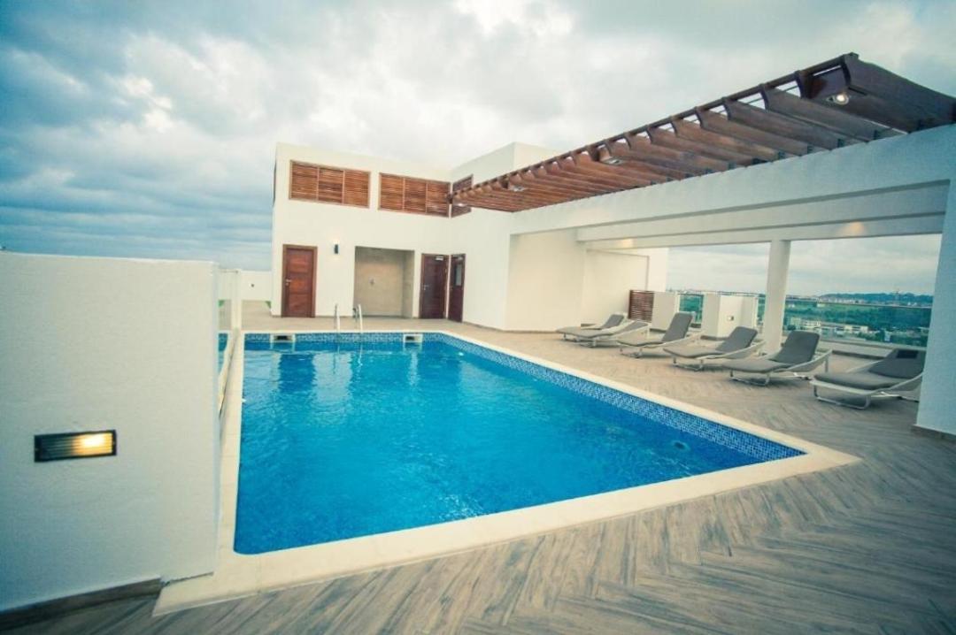 The Gallery Luxury Suites Cpg East Legon Ngoại thất bức ảnh