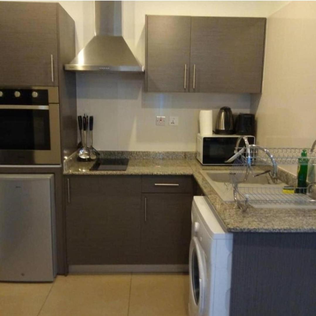 The Gallery Luxury Suites Cpg East Legon Ngoại thất bức ảnh
